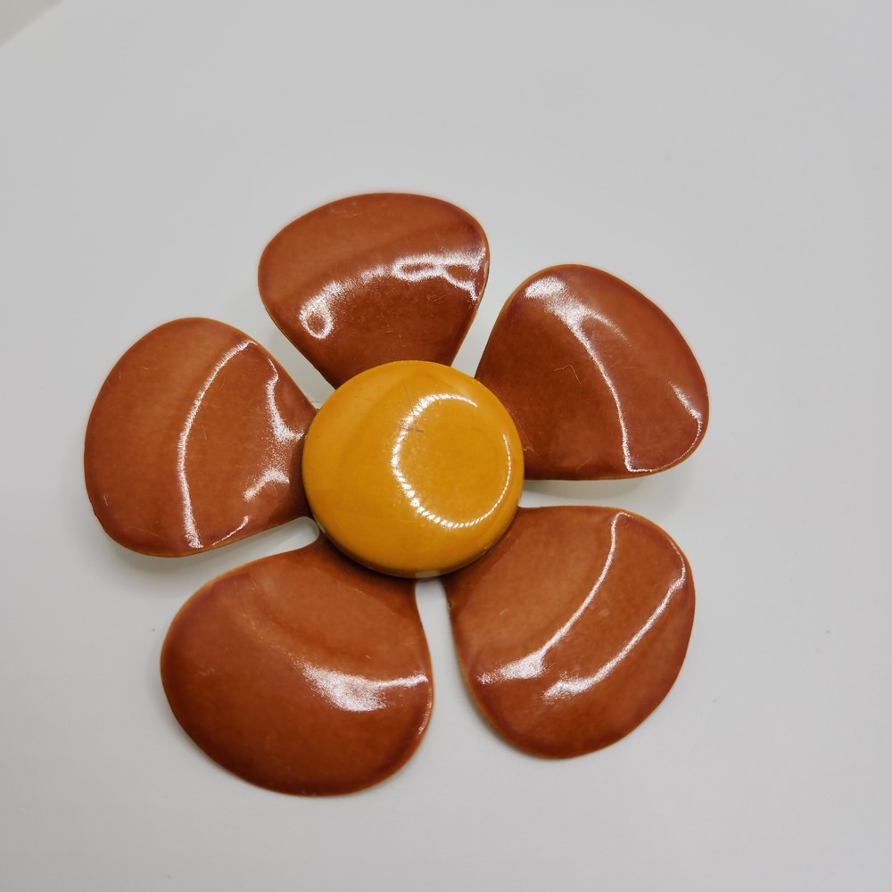 Vintage 60s Enamel Flower Brooch Brown Mustard‎ Yellow Mod Pop Art Large Pin 79